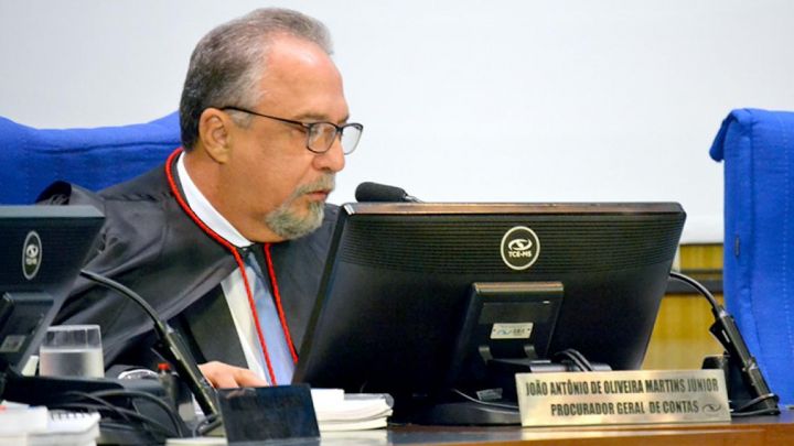 Procurador Geral Adjunto de Contas do MPC-MS apresenta 50 processos na 1ª Sessão online de 2022