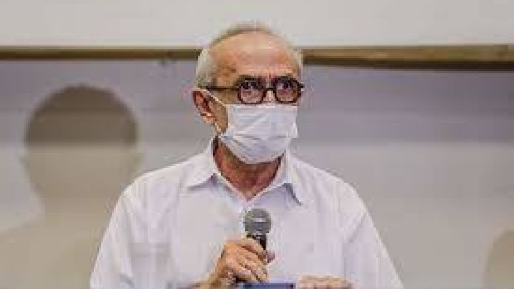 Prefeito de João Pessoa emprega filha e MPC-PB pede "afastamento imediato"