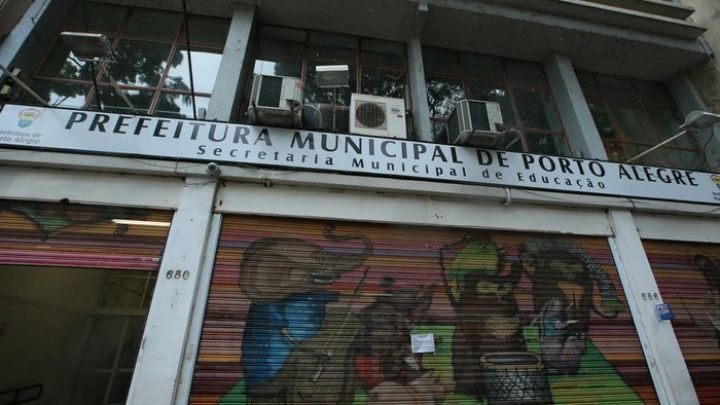 MPC-RS pede exame de contrato entre Smed e empresa que fará plataforma digital para escolas