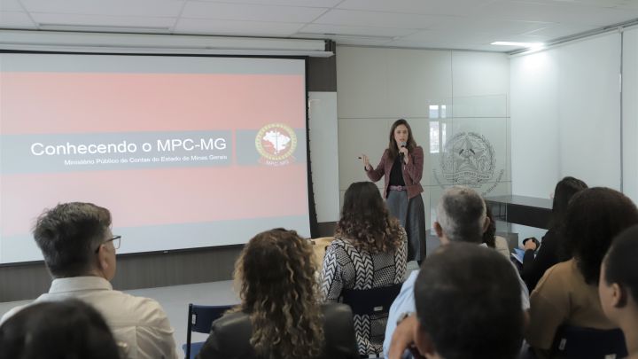 Procuradoras do MPC-MG ministram palestras visando apresentação do Órgão Ministerial