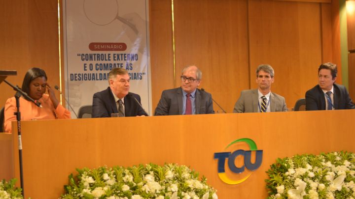 Seminário da AMPCON “O Controle Externo e o Combate às Desigualdades Sociais” apresenta principais desafios 