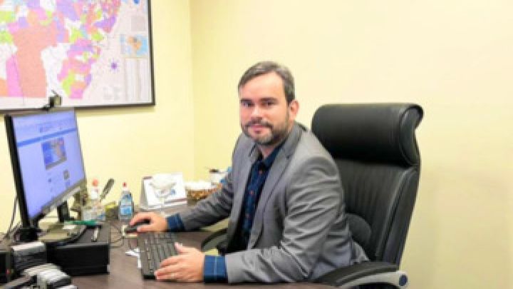 Procurador-geral do MPC-PA, Patrick Mesquita, recebe Colar do Mérito Institucional do Ministério Público do Estado do Pará